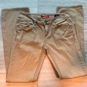 Low rise khaki boot but pants